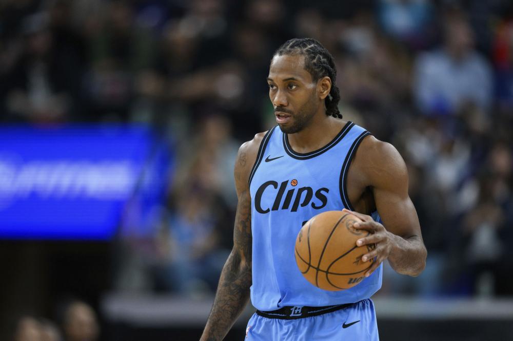 而青岛队在 而青岛队在