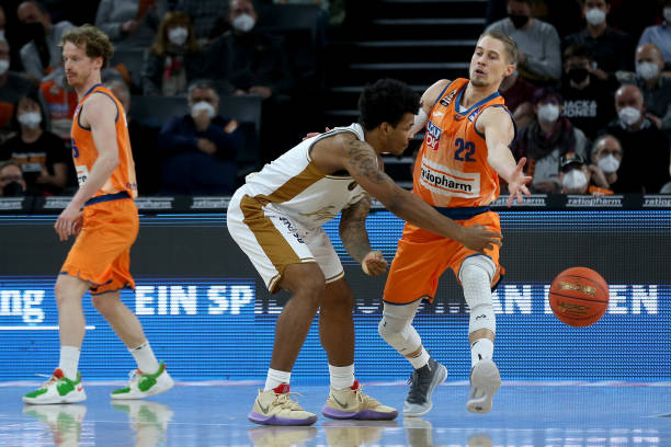 穆勒则在这 穆勒则在这