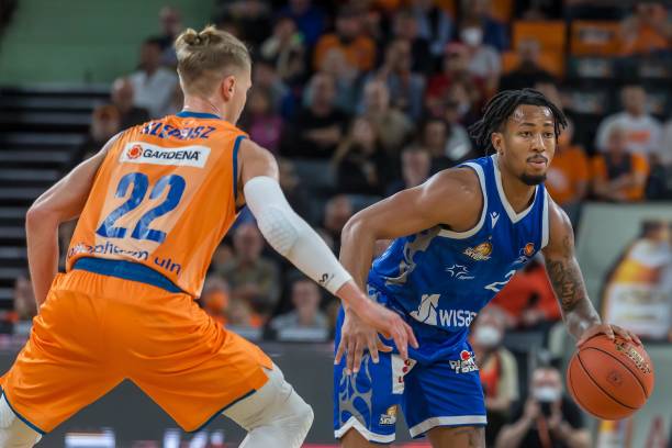 贵的临场指 贵的临场指