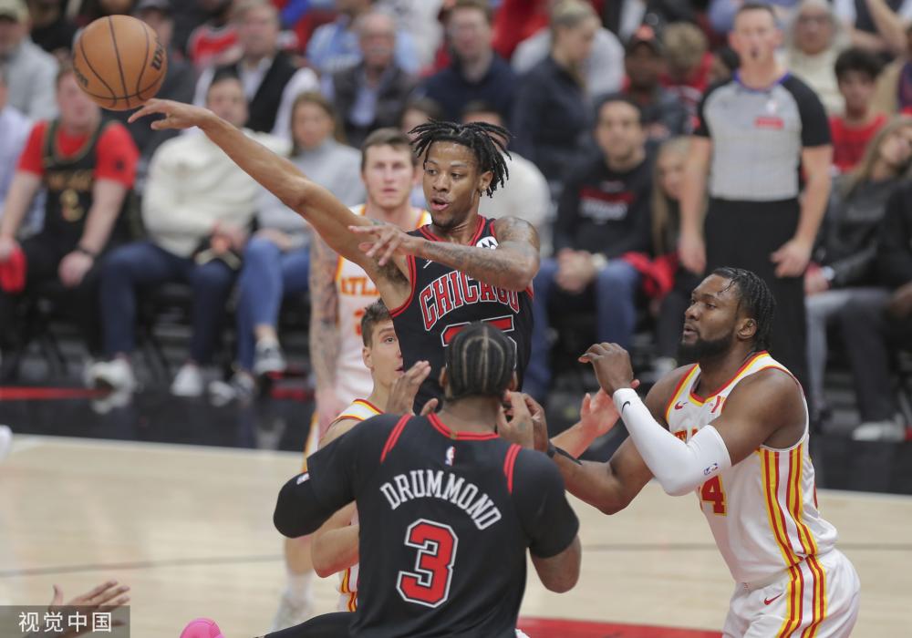 球队防线中 球队防线中